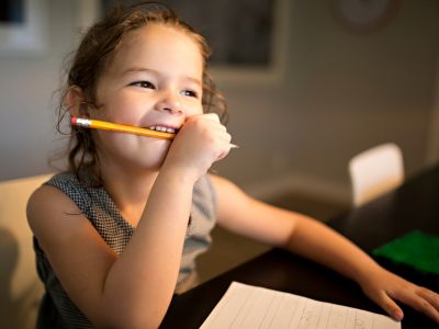 Czy żucie gumy szkodzi Twojemu zdrowiu? Poznaj 6 konsekwencji tego nawyku